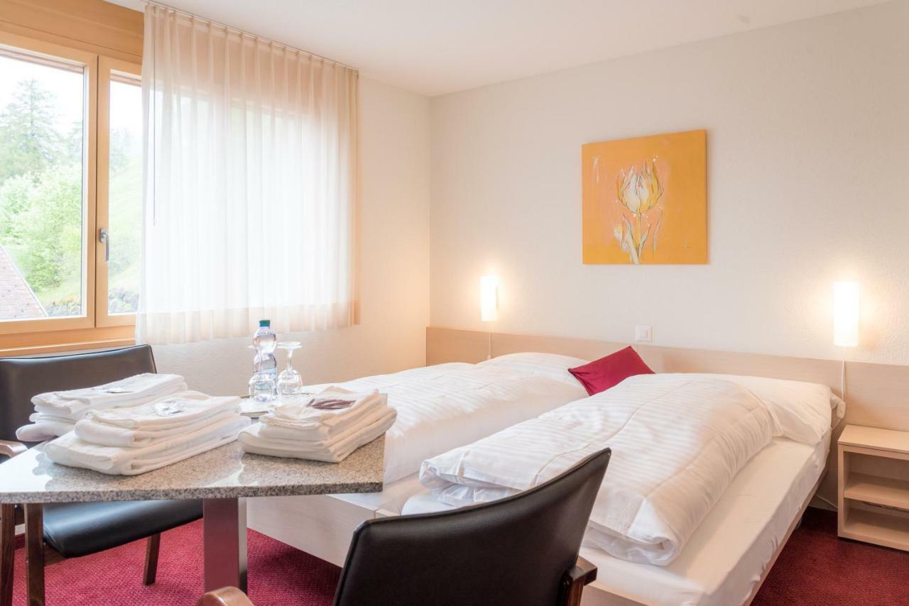 Auszeit-Hotel Z Aeschiried Aeschi Bei Spiez Quarto foto